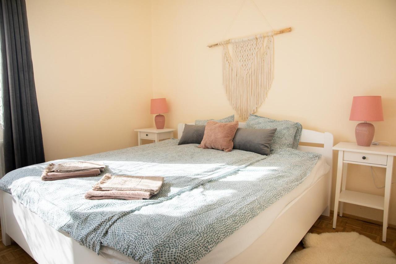 Firpo Apartman Eger Esterno foto