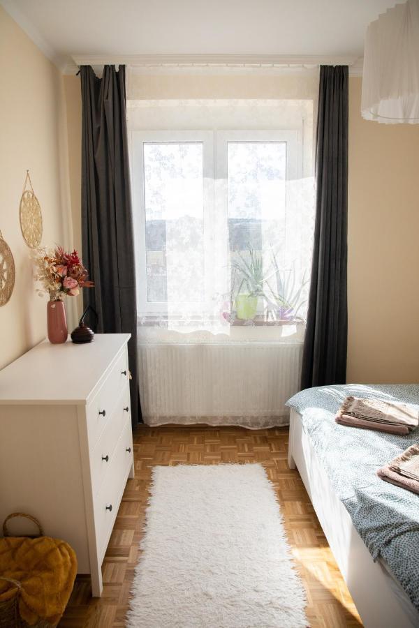 Firpo Apartman Eger Esterno foto